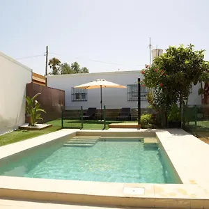  Сasa de vacaciones Casa Manria En Conil Con Piscina, Hasta 6 Personas España